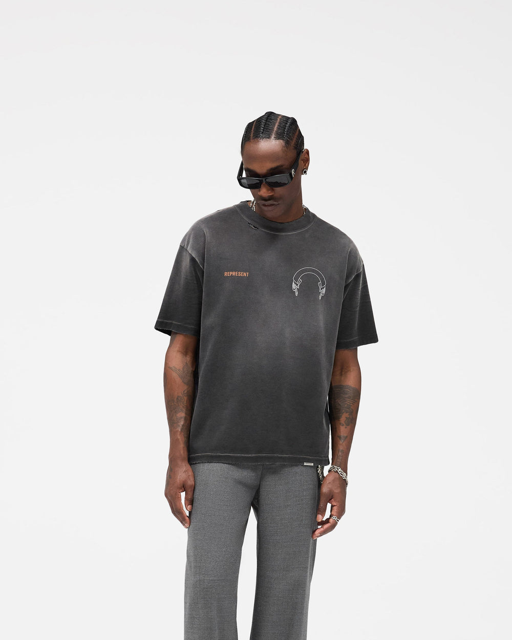 Represent Banner T-Shirt - Stained Black