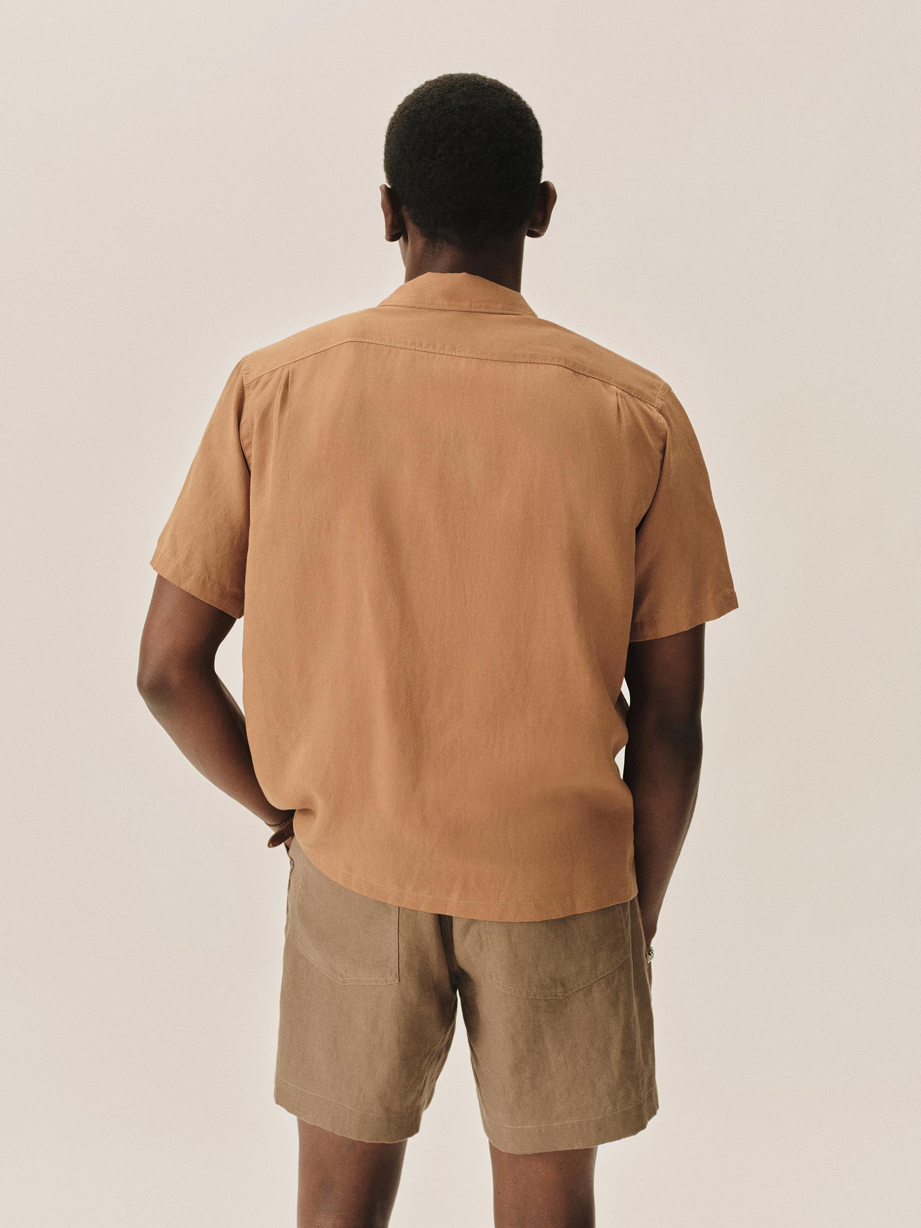 Cinnamon Draped Linen Deuce Coupe Camp Shirt