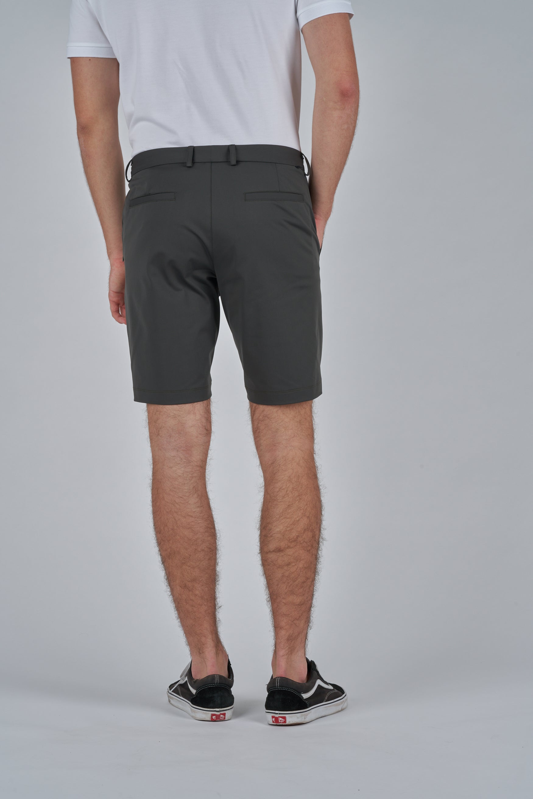 Spiffy Shorts 9"