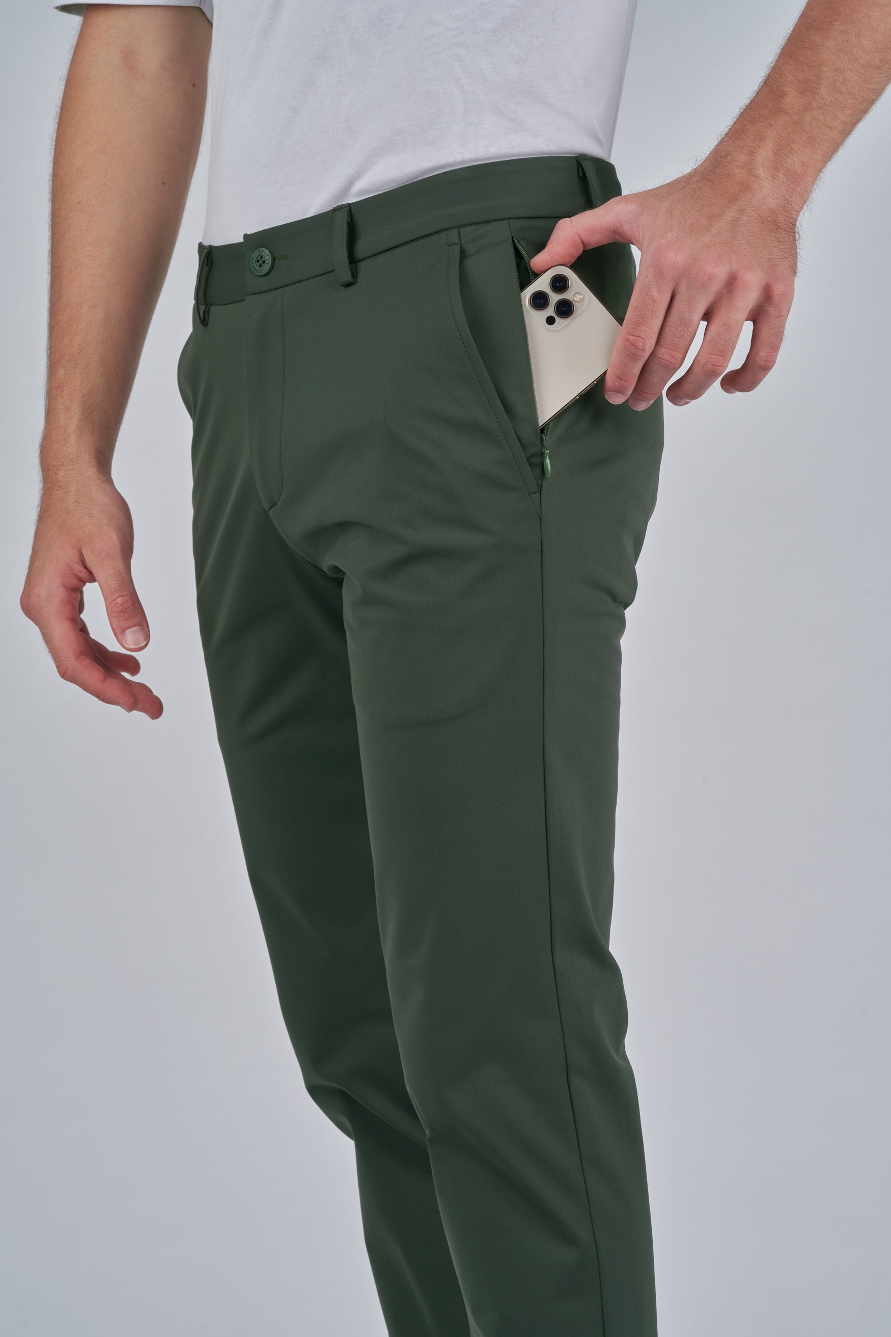 Slim Tech Pants